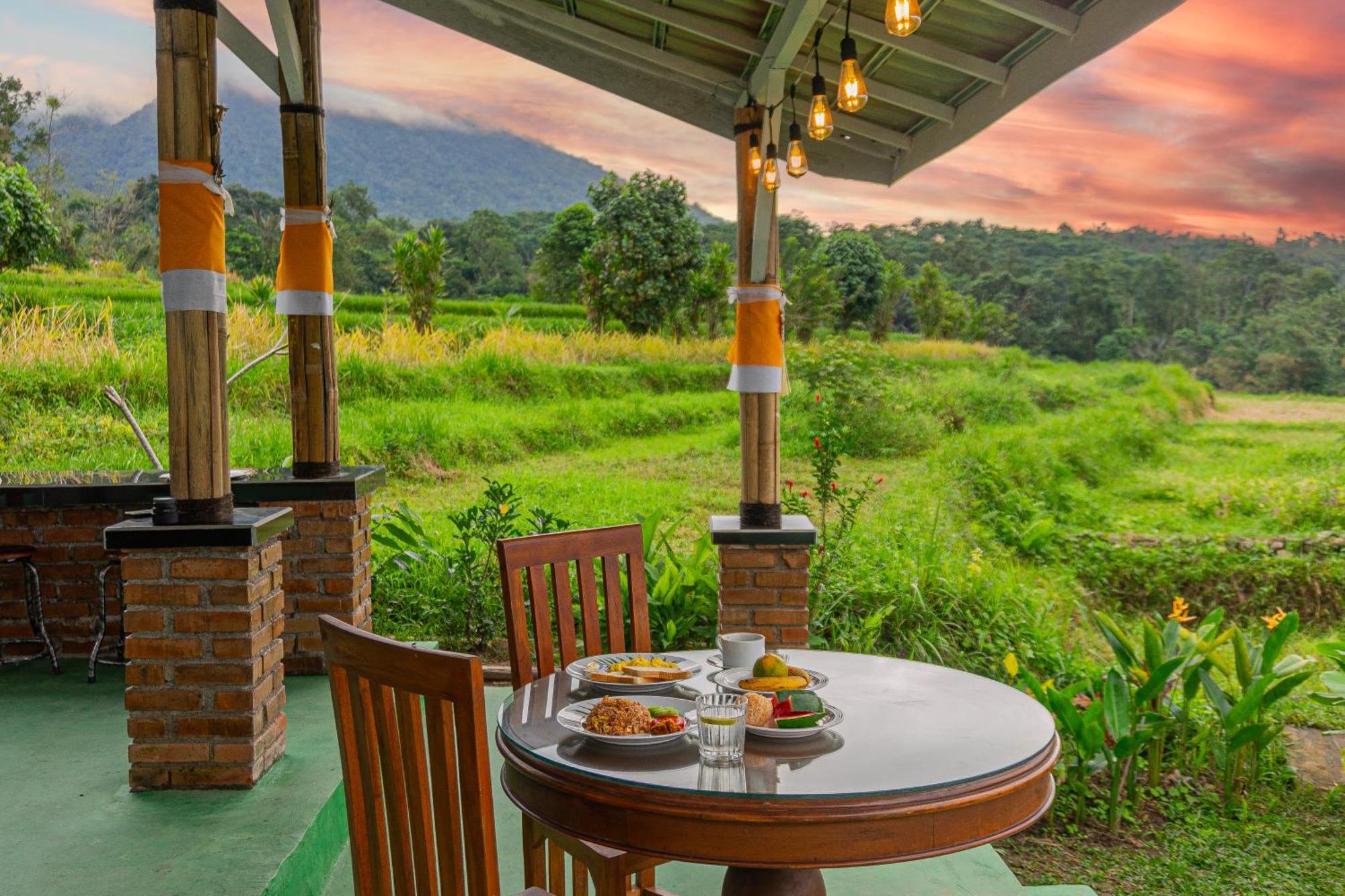 Santya Loka Lodge & Twin Waterfall Jatiluwih Εξωτερικό φωτογραφία